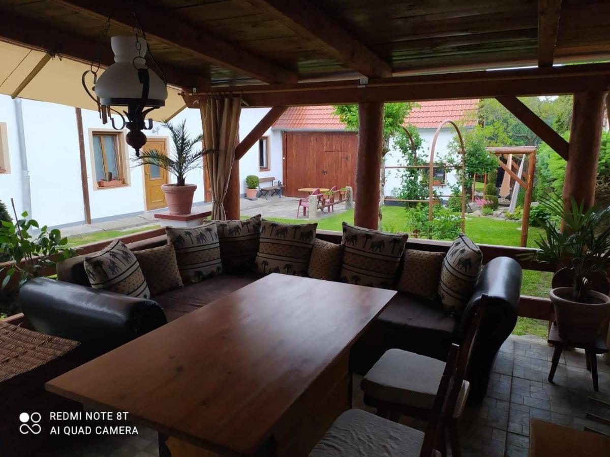 Ubytovani Nadeje Klec Extérieur photo
