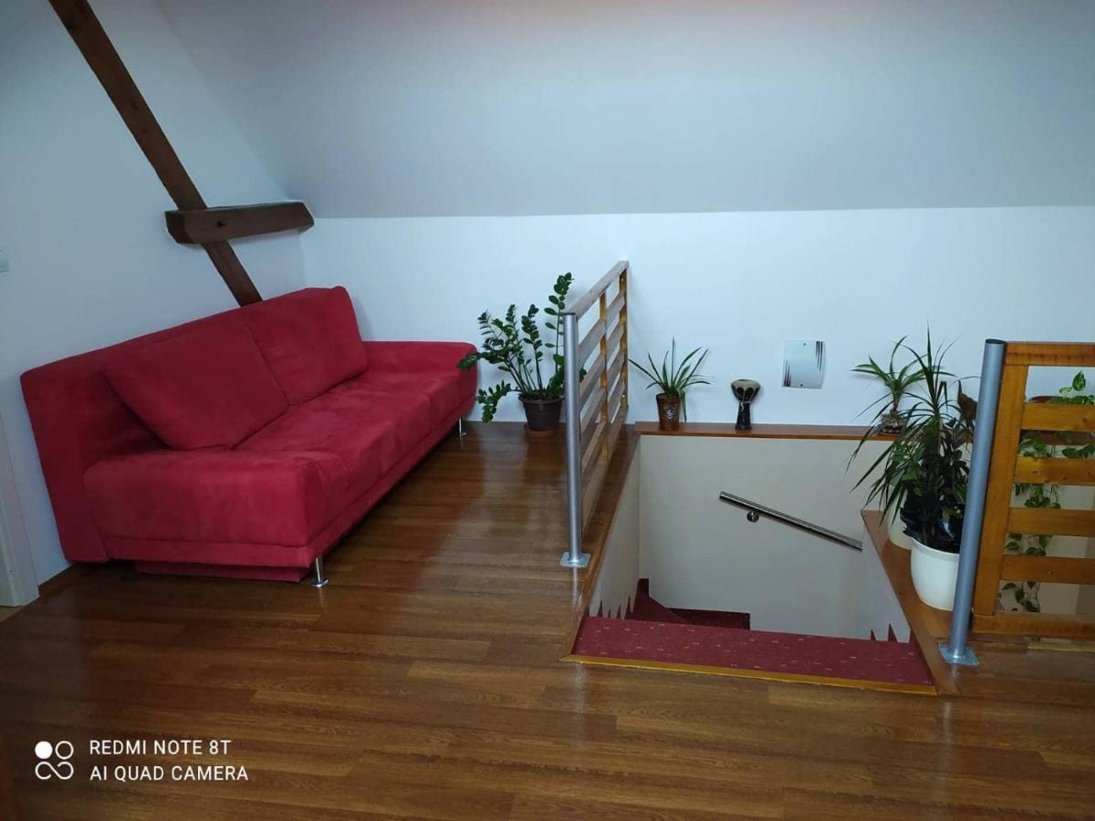 Ubytovani Nadeje Klec Extérieur photo
